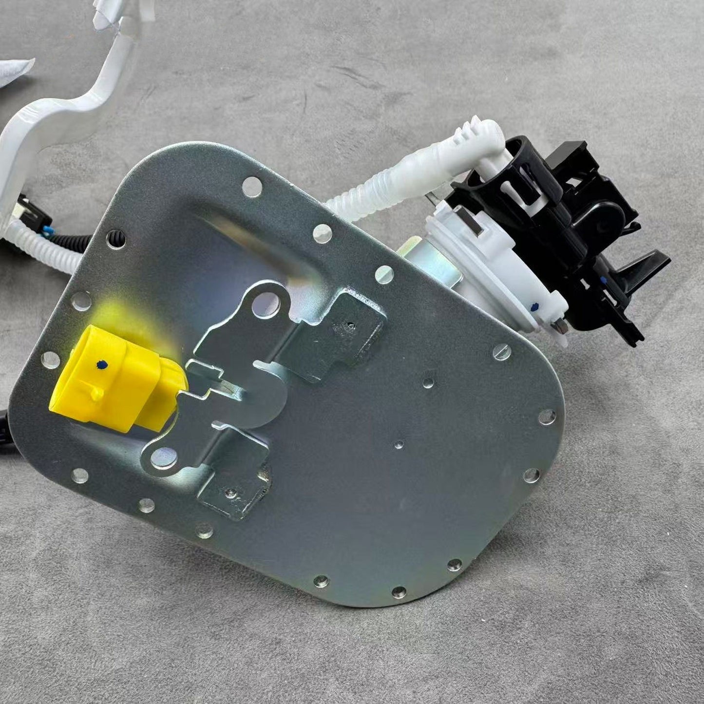 Fuel Pump Assembly for Harley Davidson Softail Heritage (2008–2010)