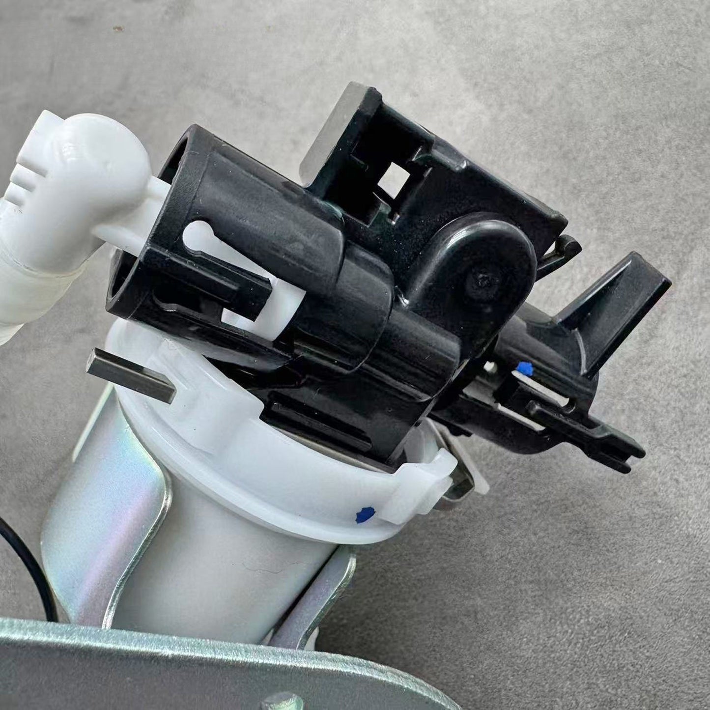 Fuel Pump Assembly for Harley Davidson Softail Heritage (2008–2010)