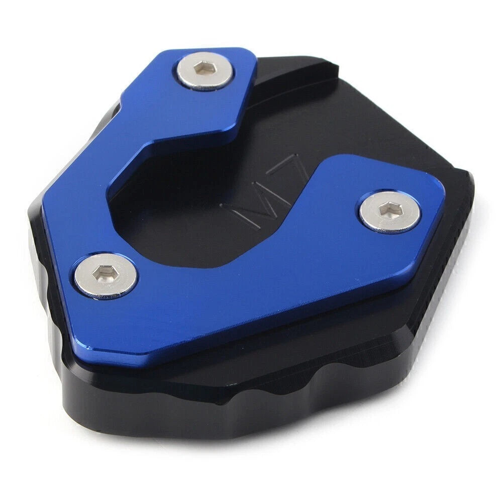 Set of 2 Front Rider Footrest Pegs Brackets for Yamaha YZF R1 (2009–2011)