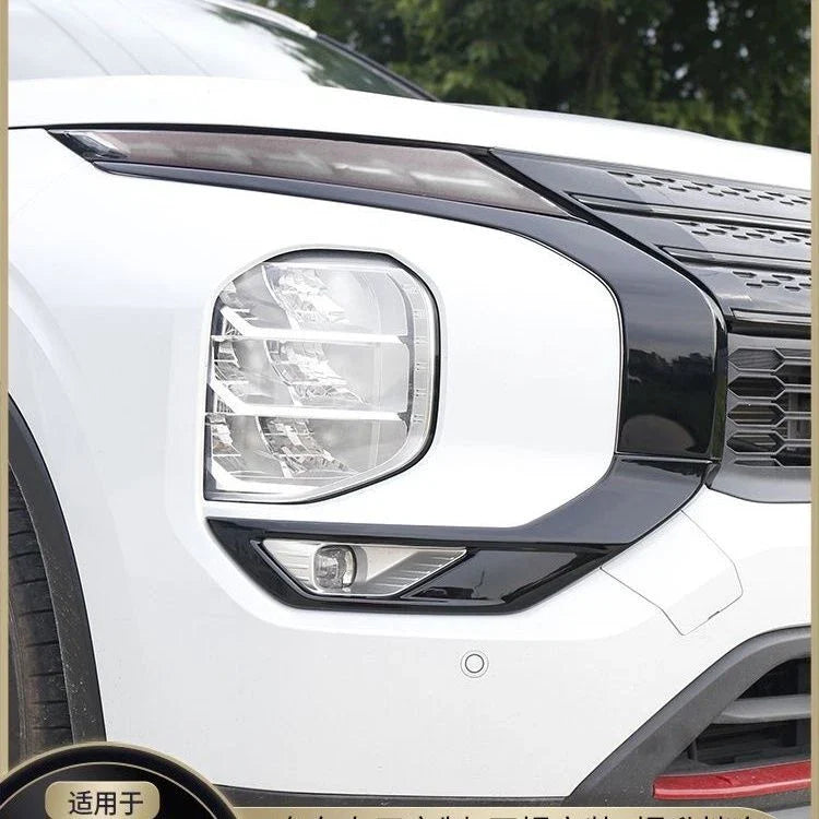 Black Front Side Grille Molding Cover Trim for Mitsubishi Outlander (2022–2024)
