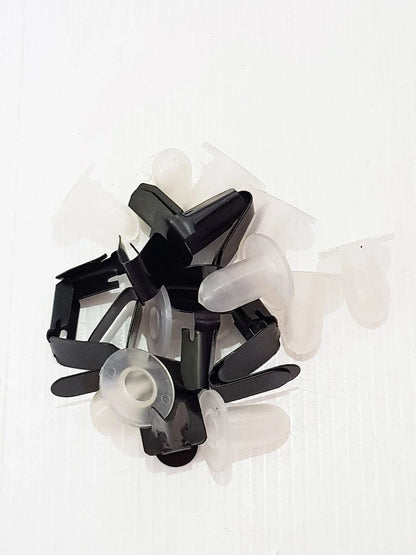 30 x Door Panel Clips for Datsun Nissan Fairlady 240Z 260Z 280Z (1970-1978)