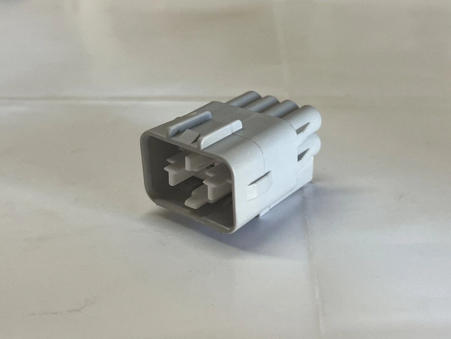 8 Pins Connector Plug Terminal Blocks for Automotive Applications