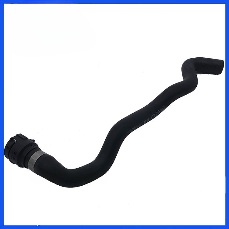 Radiator Hose for Audi Q5 (2009–2012) Black