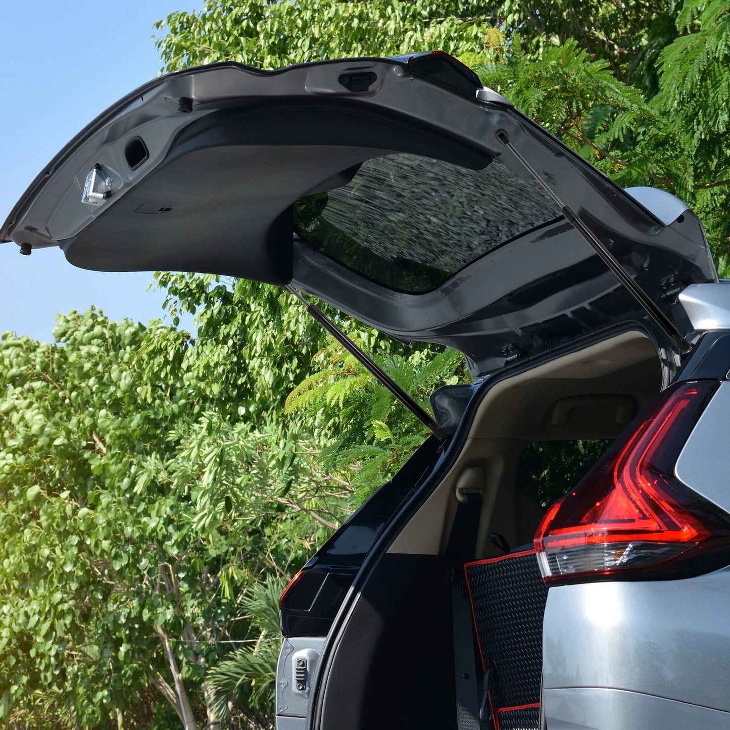 Rear Hatch Lift Supports Struts Gas Spring for Suzuki Vitara (2015–2019)