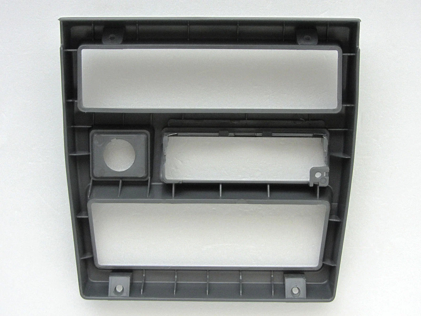 Nissan Navara D21 Hardbody Pickup Radio Center Console Grey (1986-1992)