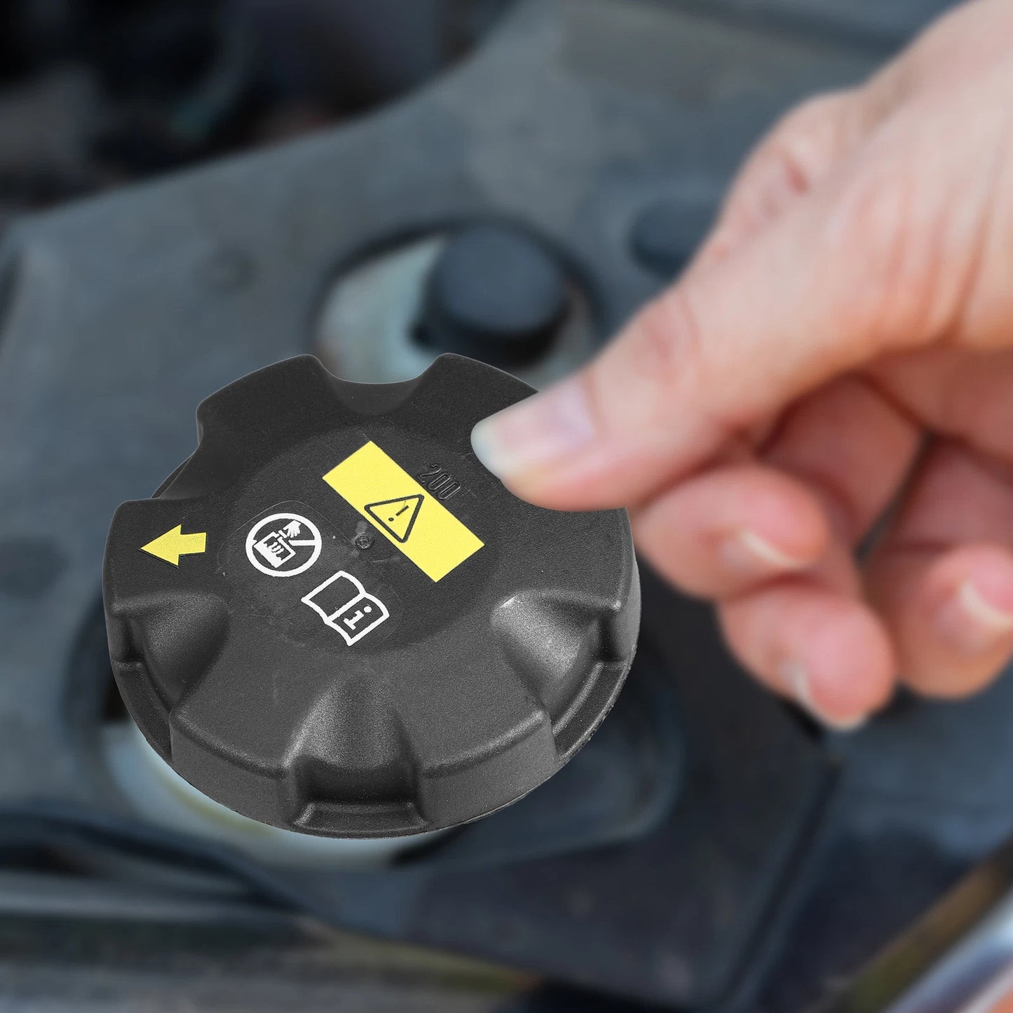 Radiator Expansion Tank Cap for BMW 525i 525xi 528i 530i 535i 540i 545i (2001–2007)