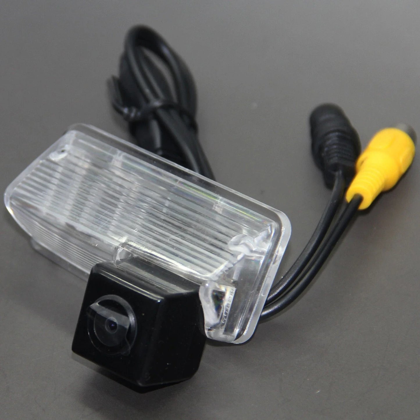 Reverse Rear View Backup Camera for Toyota Previa (2006–2010)