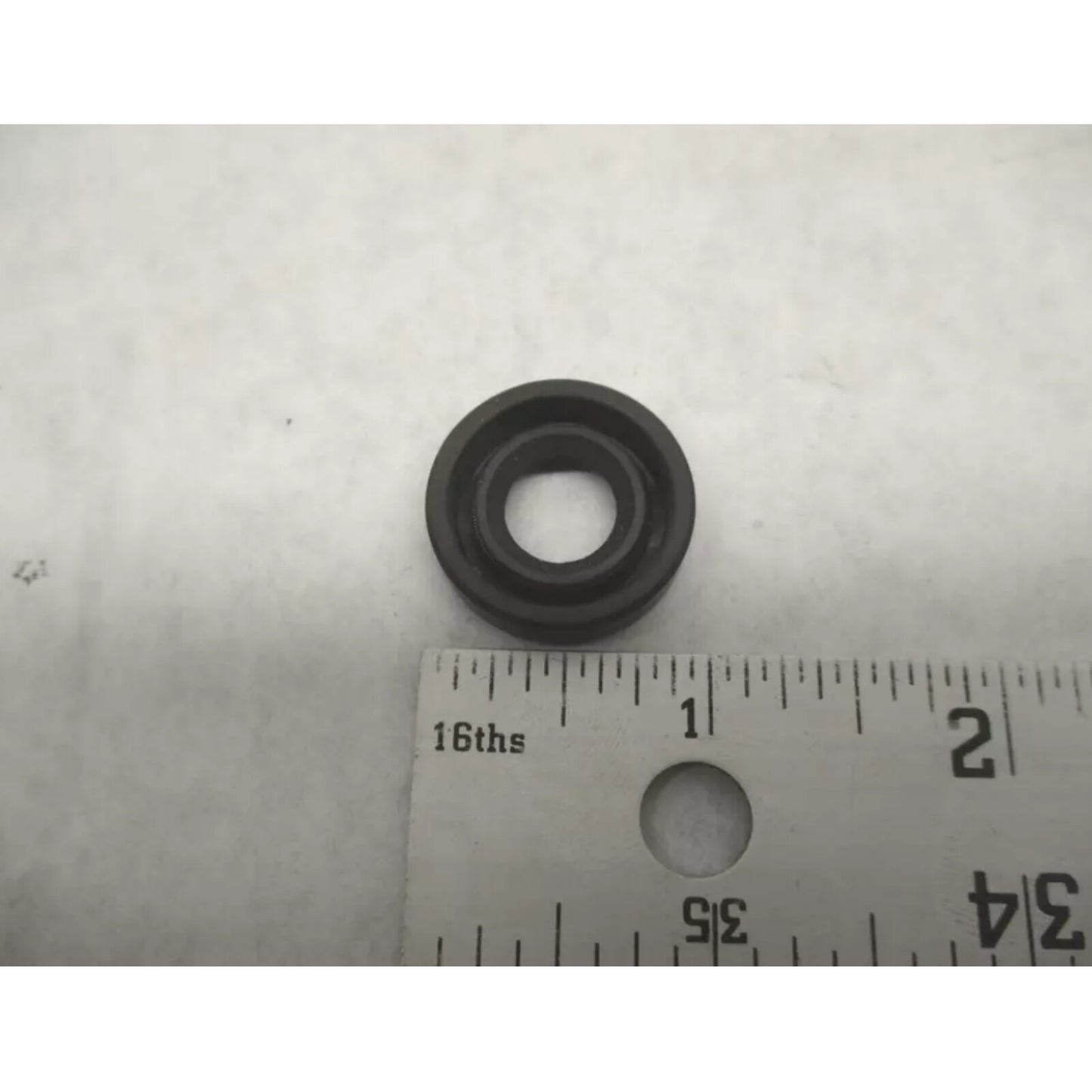 2Pcs Sea Water Pump Shaft Oil Seal for Volvo Penta