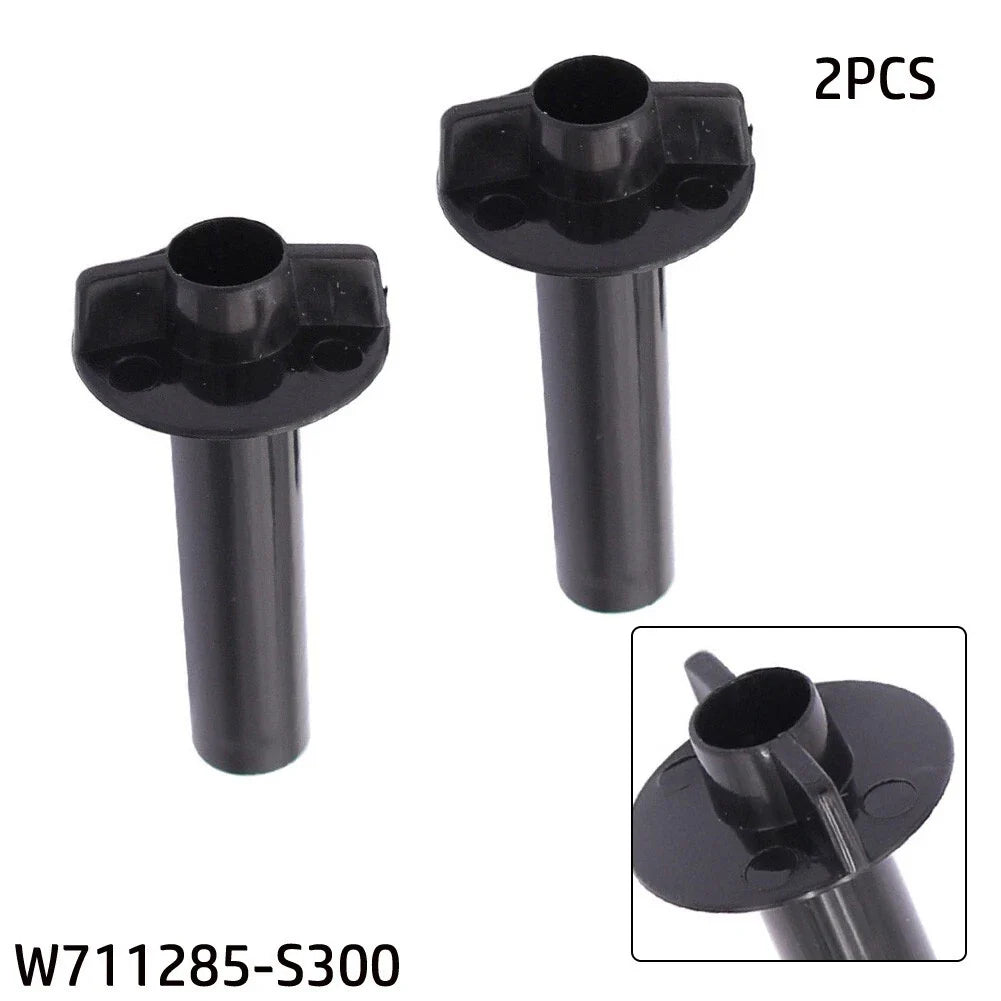 2 x Rear Trim Panel Fastener Clip Screw Nut for Mustang (2005–2009)