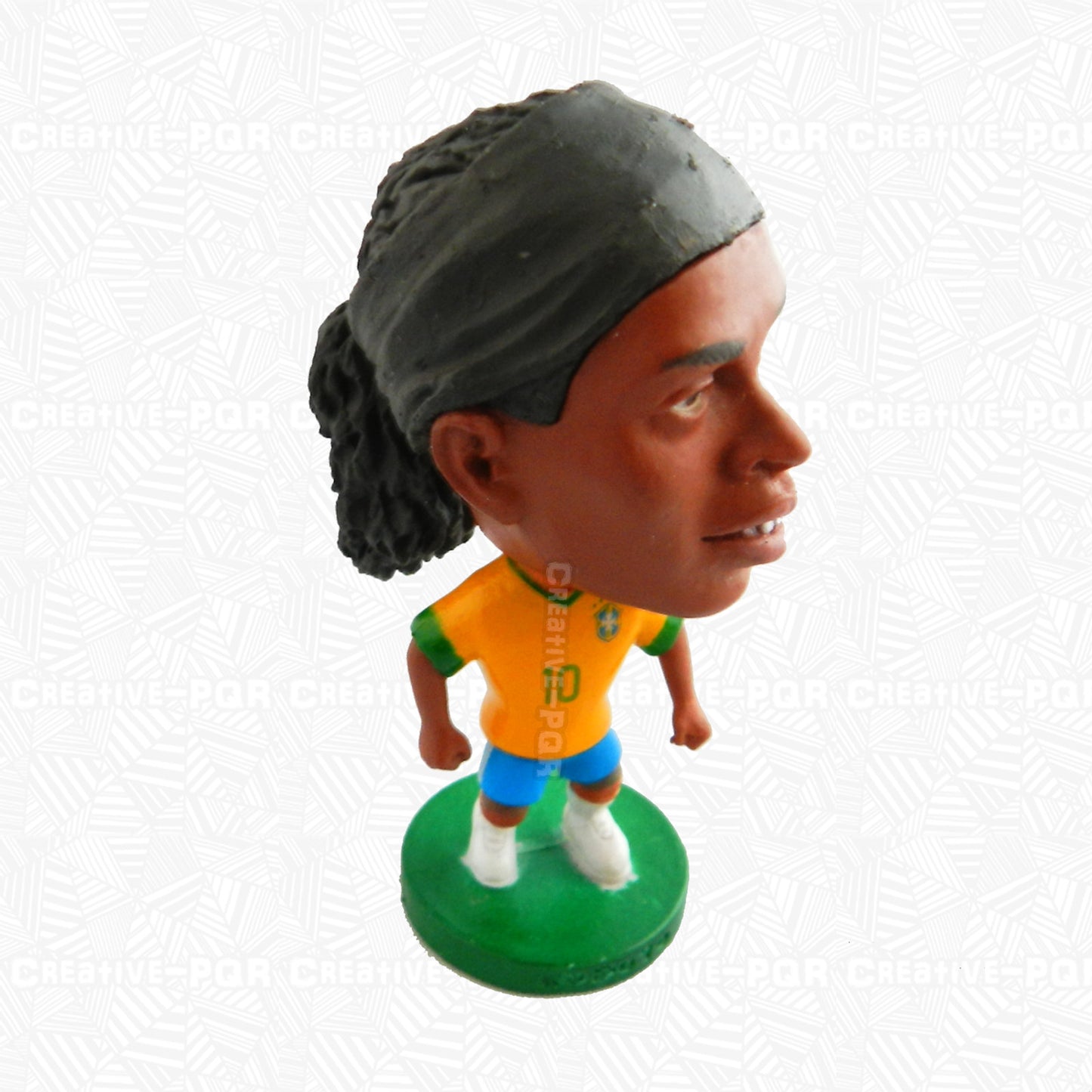 Set of 2 Ronaldinho Figurines for FC Barcelona (Collectible)