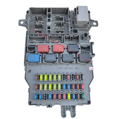 Engine Fuse Relay Box for 2003-2005 Honda Accord 4 Cyl Sedan