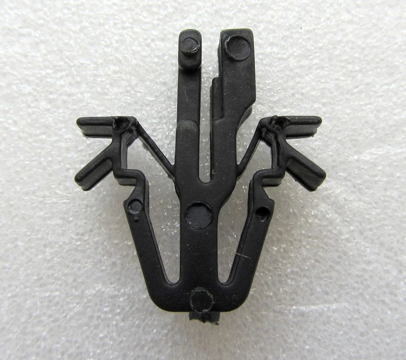 Grill Lock Clip 10 x for 1983-1988 Toyota Hilux Hero LN50