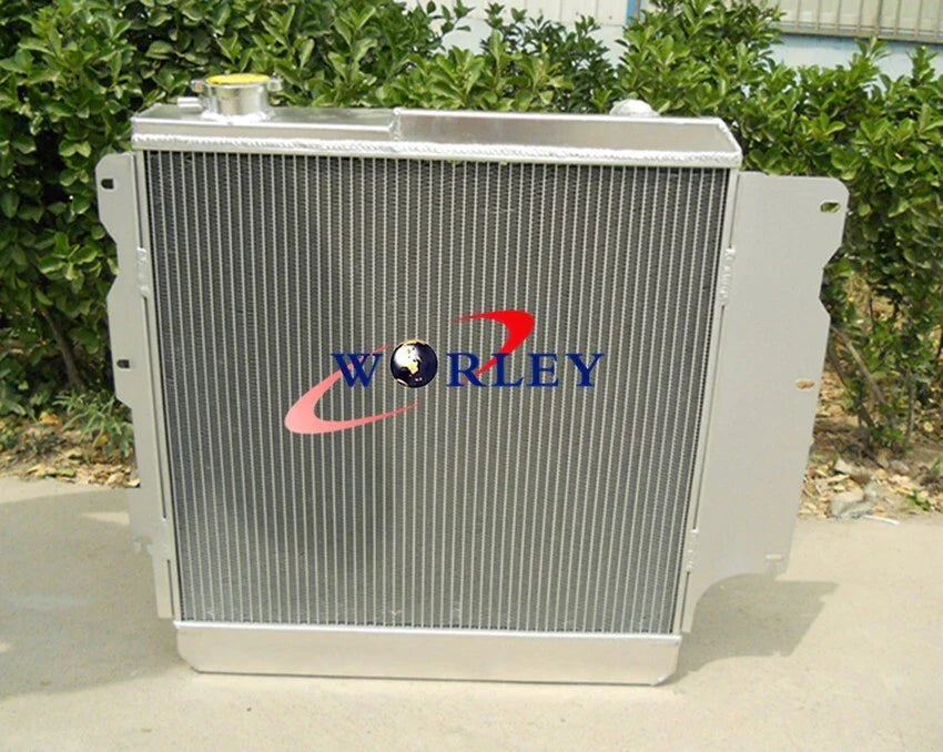 Aluminum Radiator & Fan for Jeep Wrangler YJ, TJ, Chevy Engine (1987-2006)