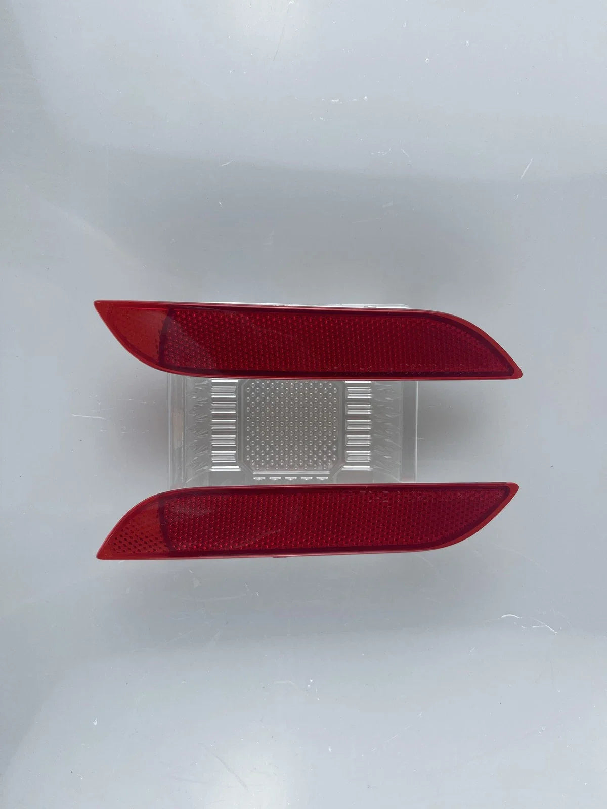 Rear Bumper Reflector Assembly Tail Light for Toyota Corolla IM (2017–2018)
