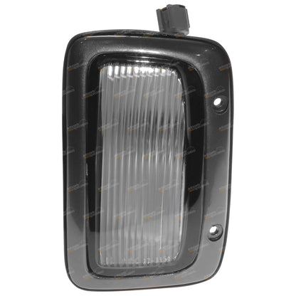 LH Left Side Guard Repeater Flasher Indicator for Nissan Patrol Y60 (1993–1997)