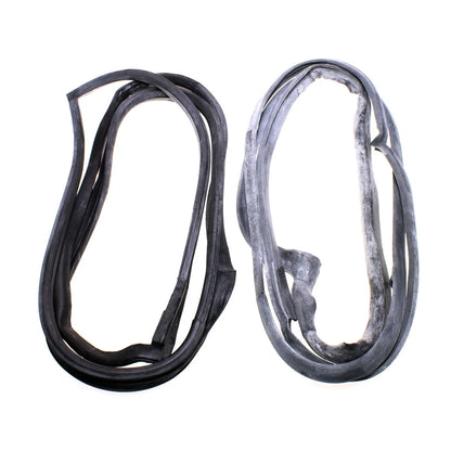 Front Door Weatherstrip Pair for Mercedes Benz W114 (1968–1976)