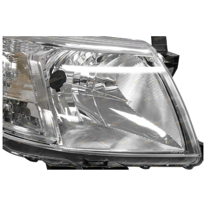 Right Headlight for Toyota Hilux TGN/KUN/GGN (2011–2015)