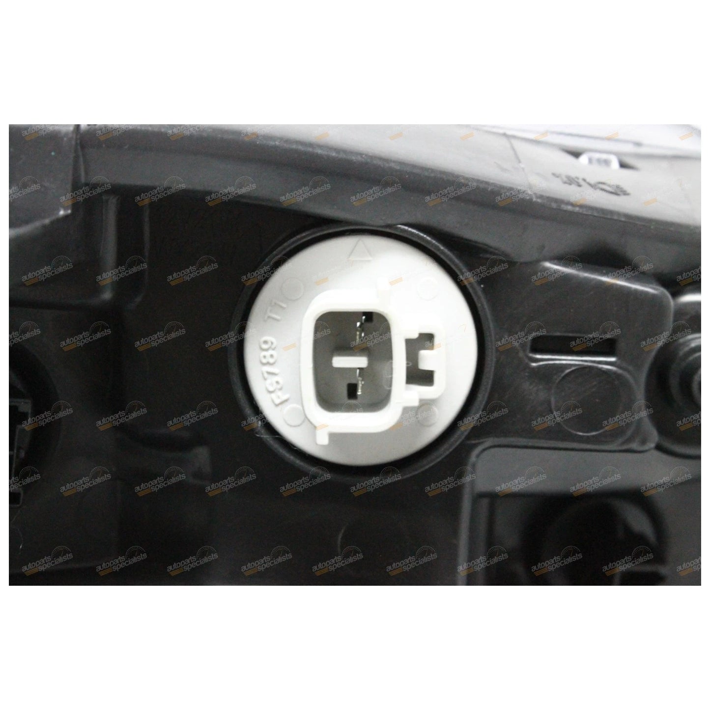 RH Xenon Headlight for Nissan X-Trail T31 (2010–2014)