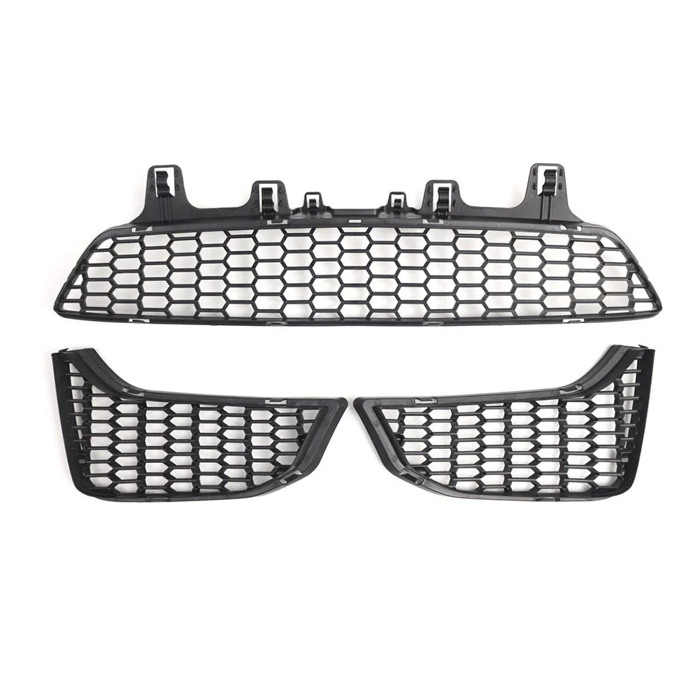 Front Bumper Fog Light Grille for BMW M3 M4 F80 F82 F83 (2015-2018)