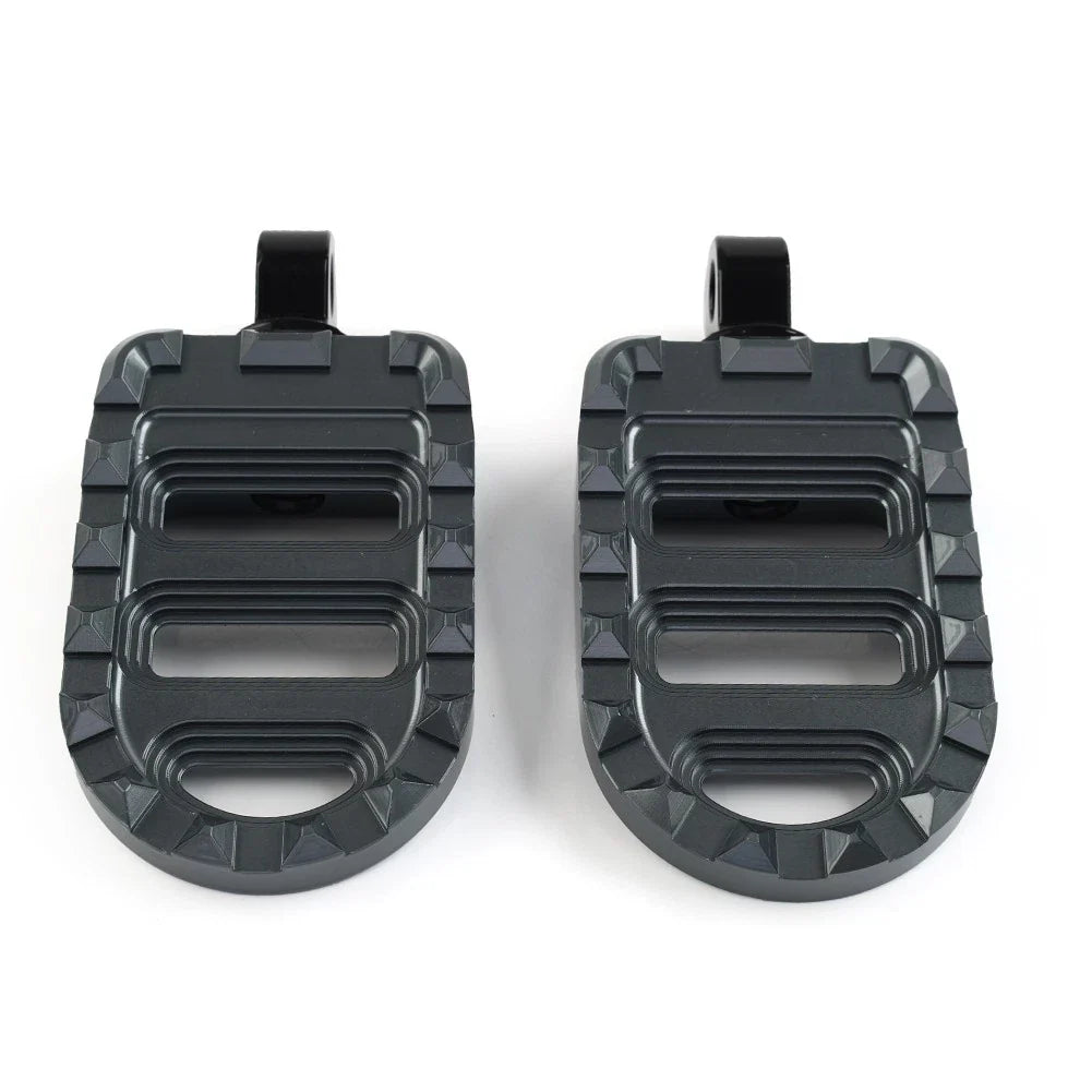 Front Footrests Pegs for Harley Softail Dyna Road King Electra Glide