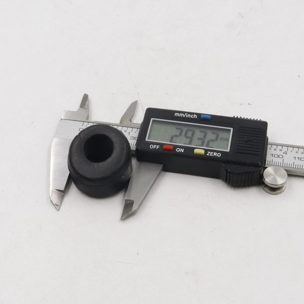 x2 Tail gate Rubber Bumper for Nissan Datsun 520/620/720 1965-1997