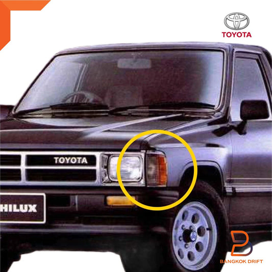 Chrome Corner Park Light Lamp for Toyota Hilux 83-88, 4Runner 83-88