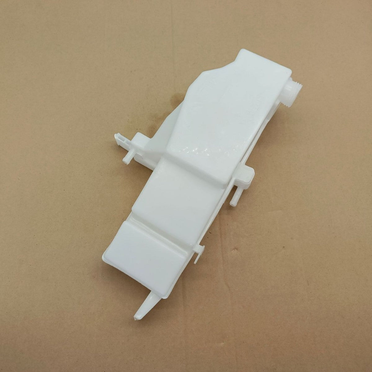 Coolant Reservoir Tank for Nissan G25 G35 G37 Q40 Q60 (2007–2015)
