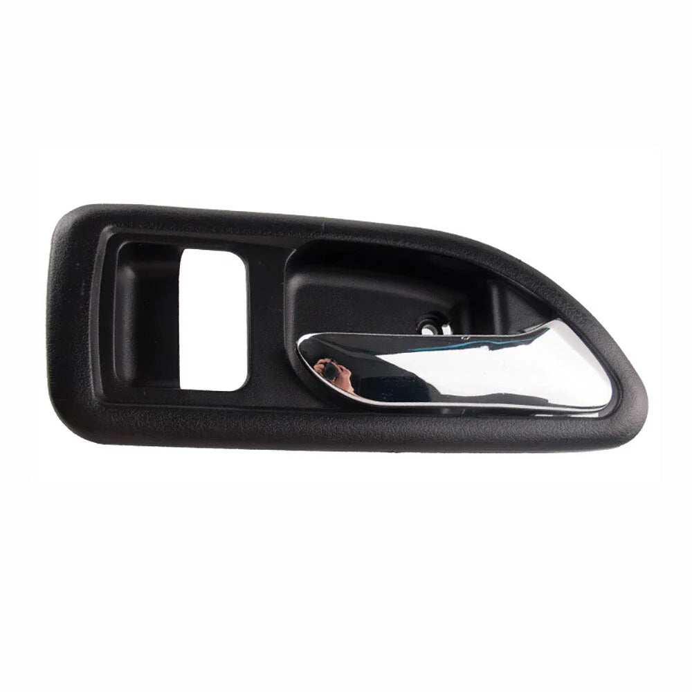 Inner Door Handle Right for GREAT WALL Hover H2 H3 (2008-2015)