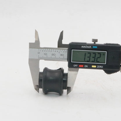 Shock Absorber Grommet Bush for Nissan 720 D21 SD22/SD23/SD25 1980-1986