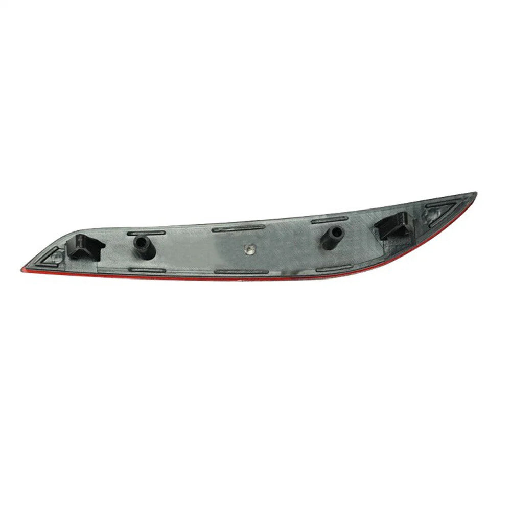 Right Side Rear Bumper Reflector for 2016-2019 Chevrolet Cruze (2016-2019)