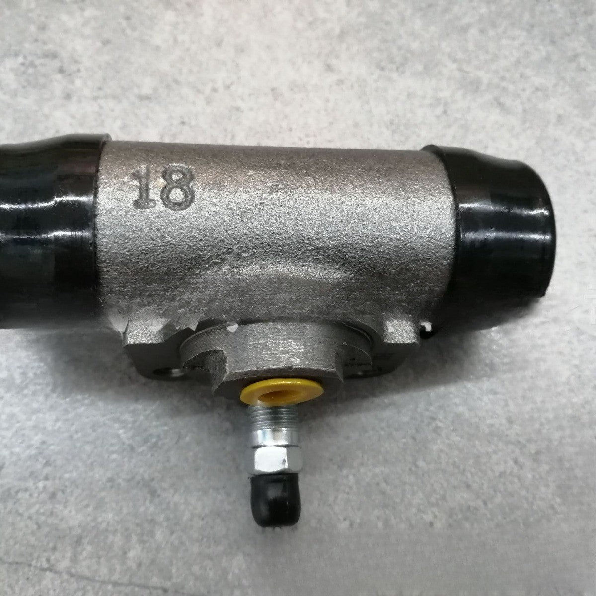 Rear Drum Wheel Cylinder for Toyota Land Cruiser