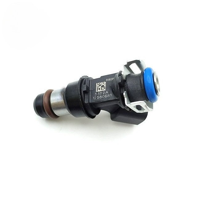 Set of 8 Fuel Injectors for Chevy GMC 5.3/6.0/6.2 (2004–2010)