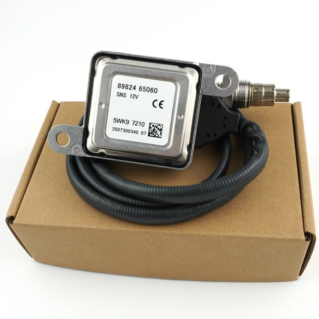 Nitrogen Oxygen Sensor for Isuzu FTR NPR-HD NRR NQR (2011–2019)