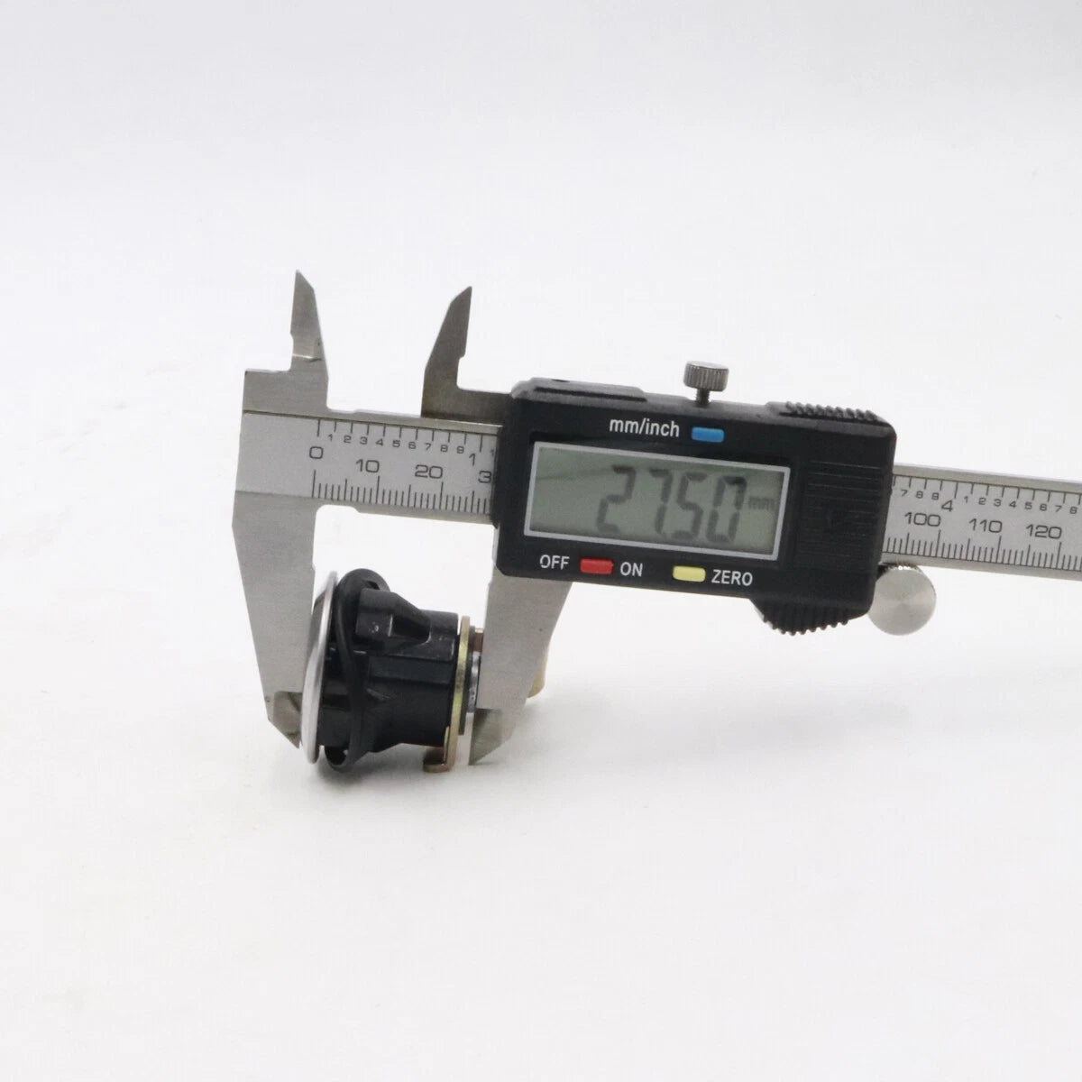 Gas Filler Lock for Nissan D22 NP300 King Cab 1997-2021