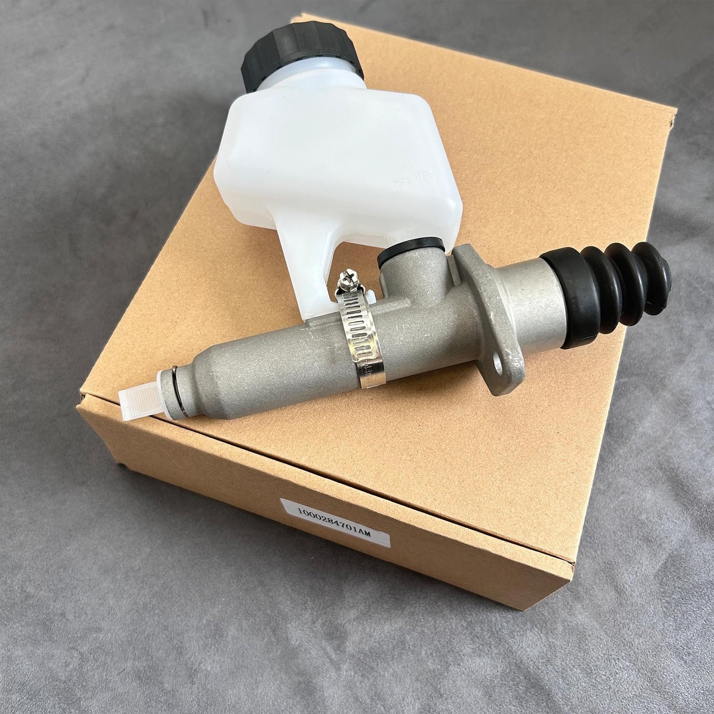 Clutch Master Cylinder for PACCAR Kongsberg E17