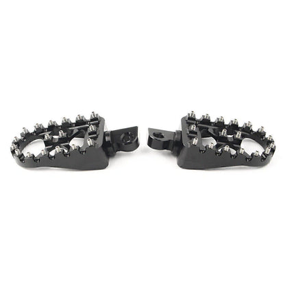 Wide Foot Pegs MX Style for Harley Dyna Sportster Iron 883 Fatboy (2004-2023)