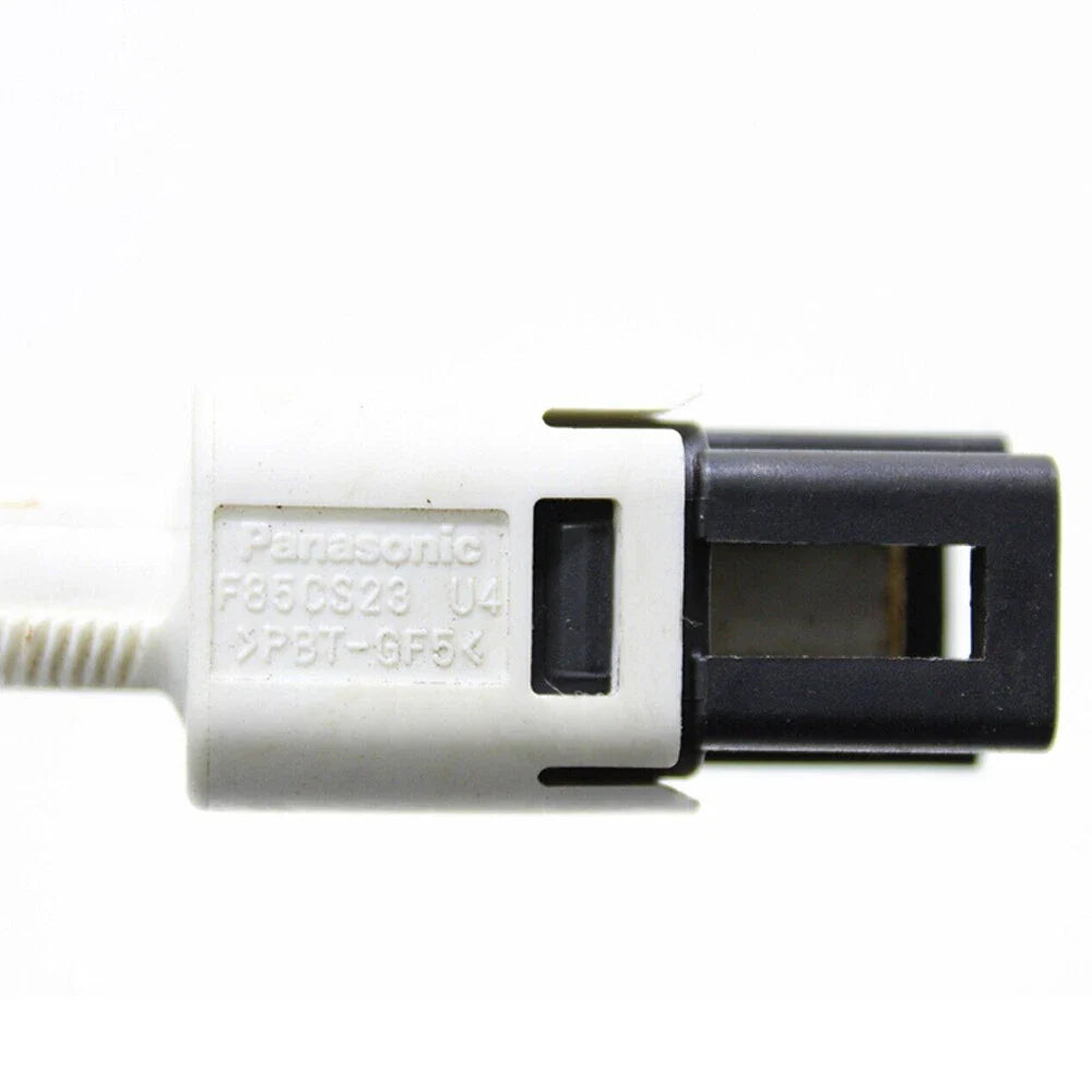 Front Left Brake Light Switch for Nissan (F85CS23)