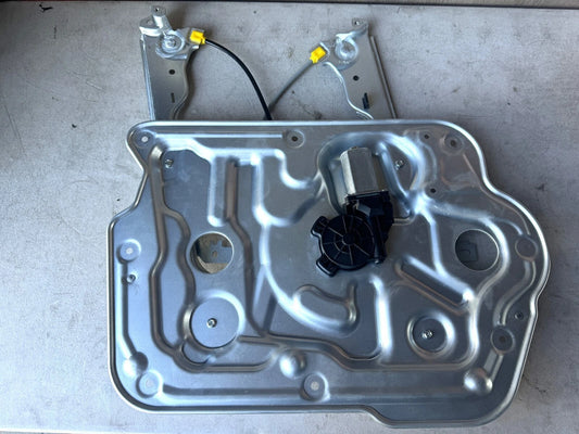 Front Left Window Regulator with Panel for Nissan Qashqai Dualis (2007–2013)