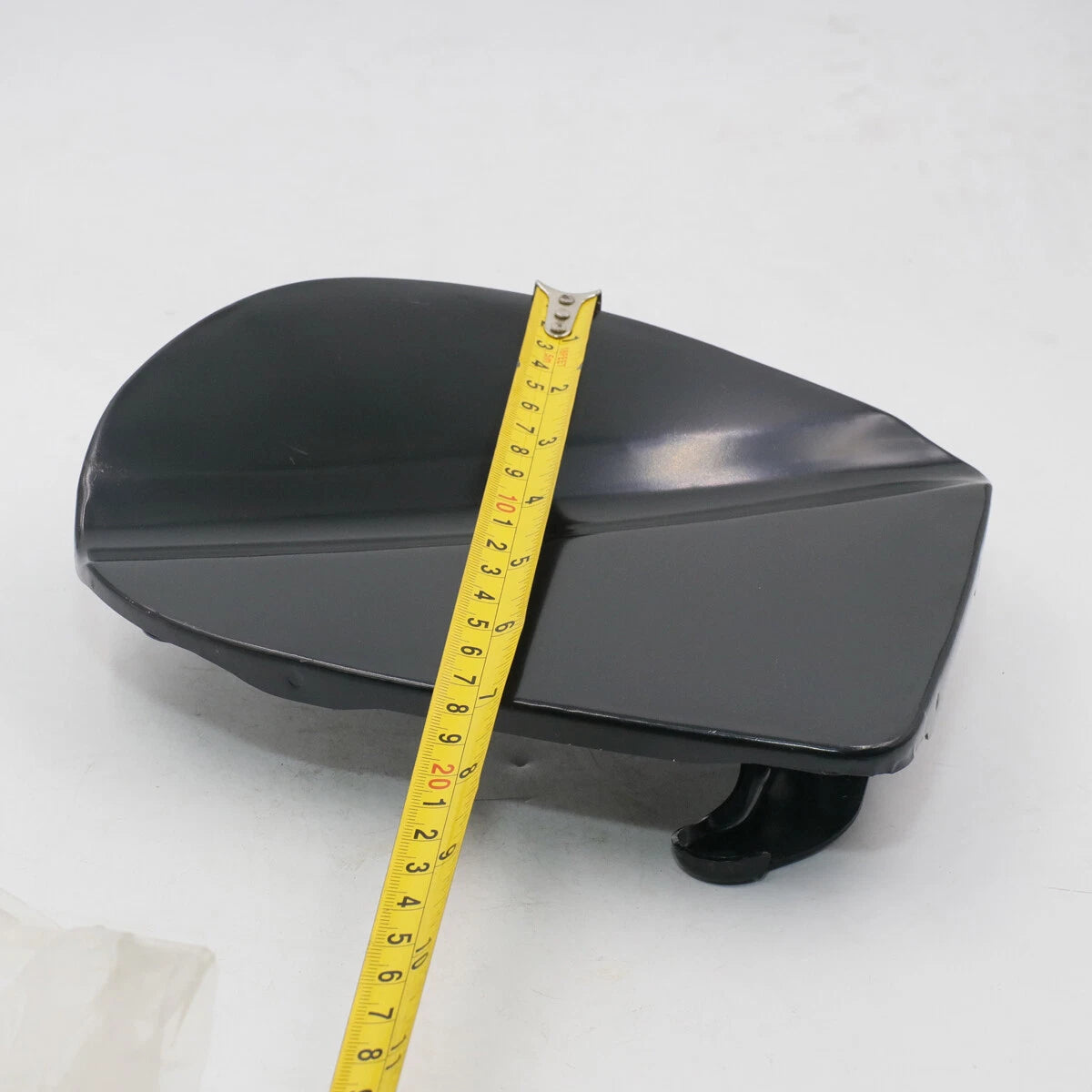 Gas Fuel Cover Lid for Nissan Frontier/Navara King Cab 2004-2014