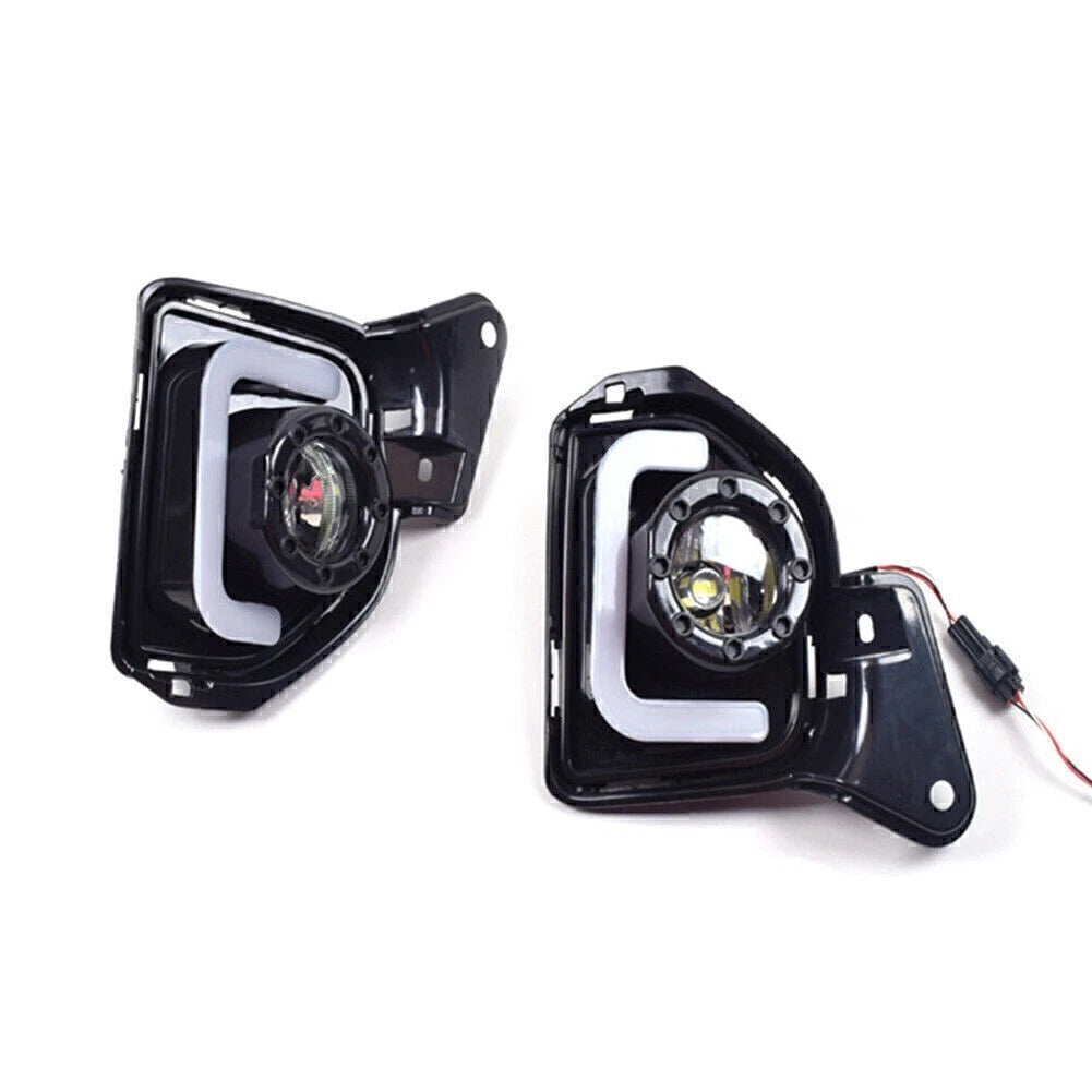 DRL LED Daytime Running Light Fog Turn Signal Lamp for Toyota Hiace (2014–2016)