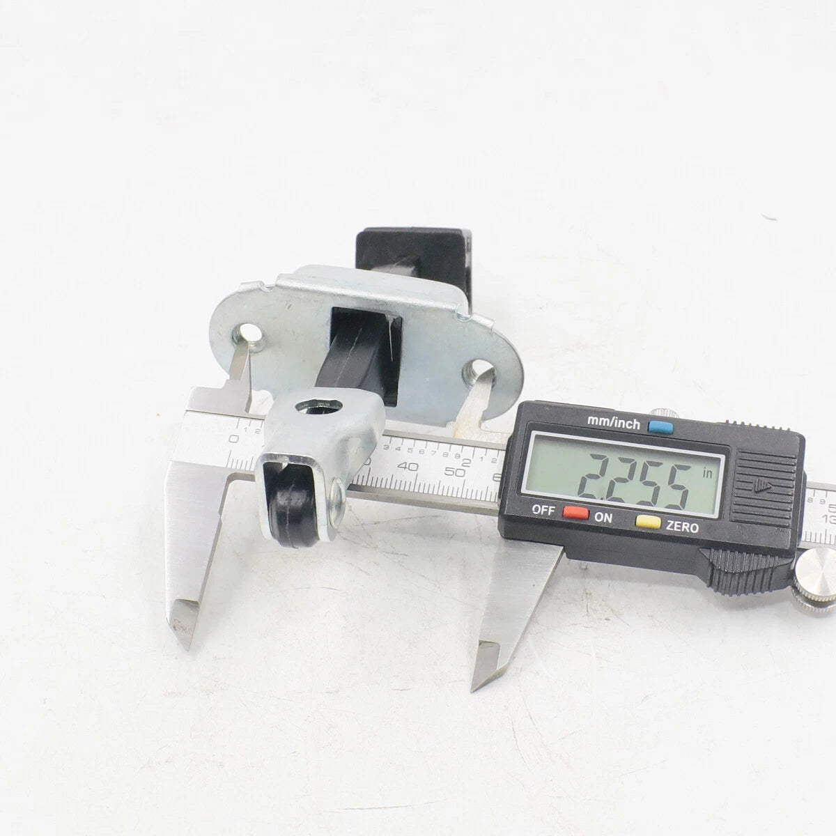 Door Strap Stopper Set for Mitsubishi L200 Triton GL Sportero 2006-2015