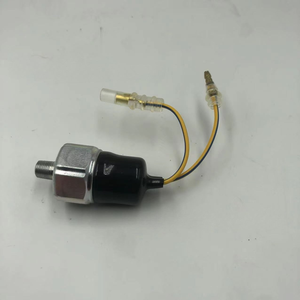 Oil Pressure Sensor for Isuzu 4LE2