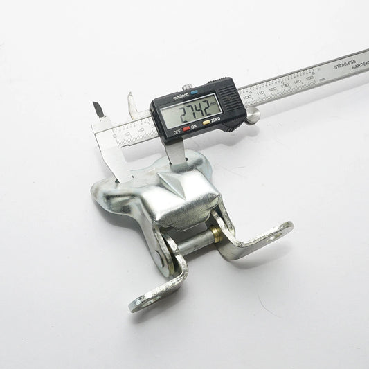 Front Door Hinges Set for Mitsubishi Triton L200 Strada 2005-2015