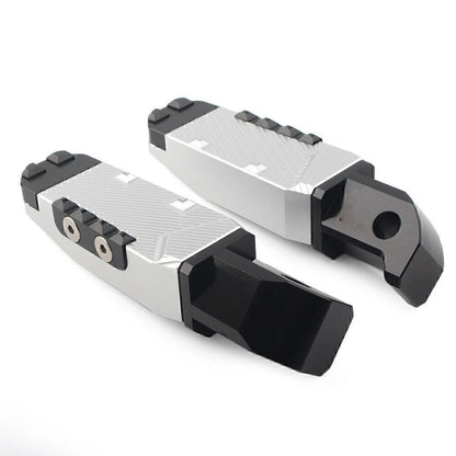 CNC Rear Passenger Footrests for Yamaha FZ1 YZF R3 (2015–2020)