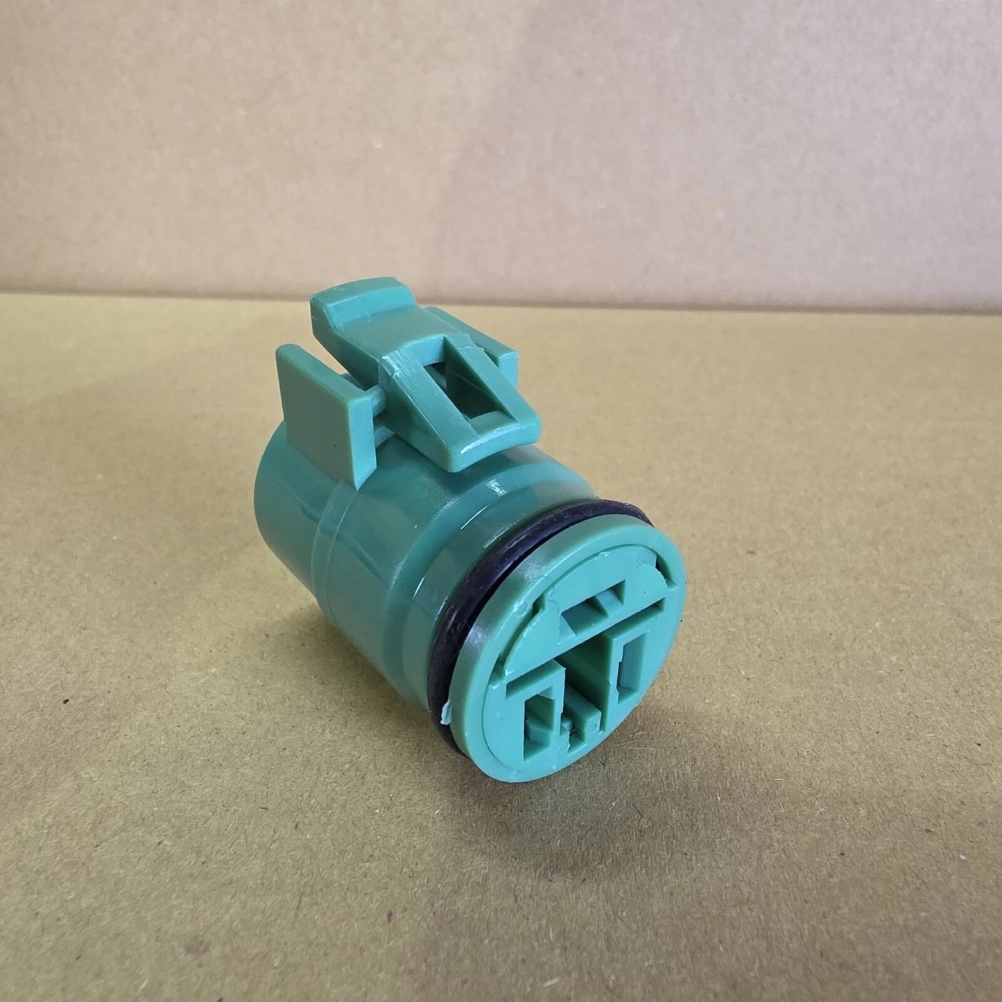 3 Pins Alternator Connector Plug for Toyota Daihatsu (Various Years)