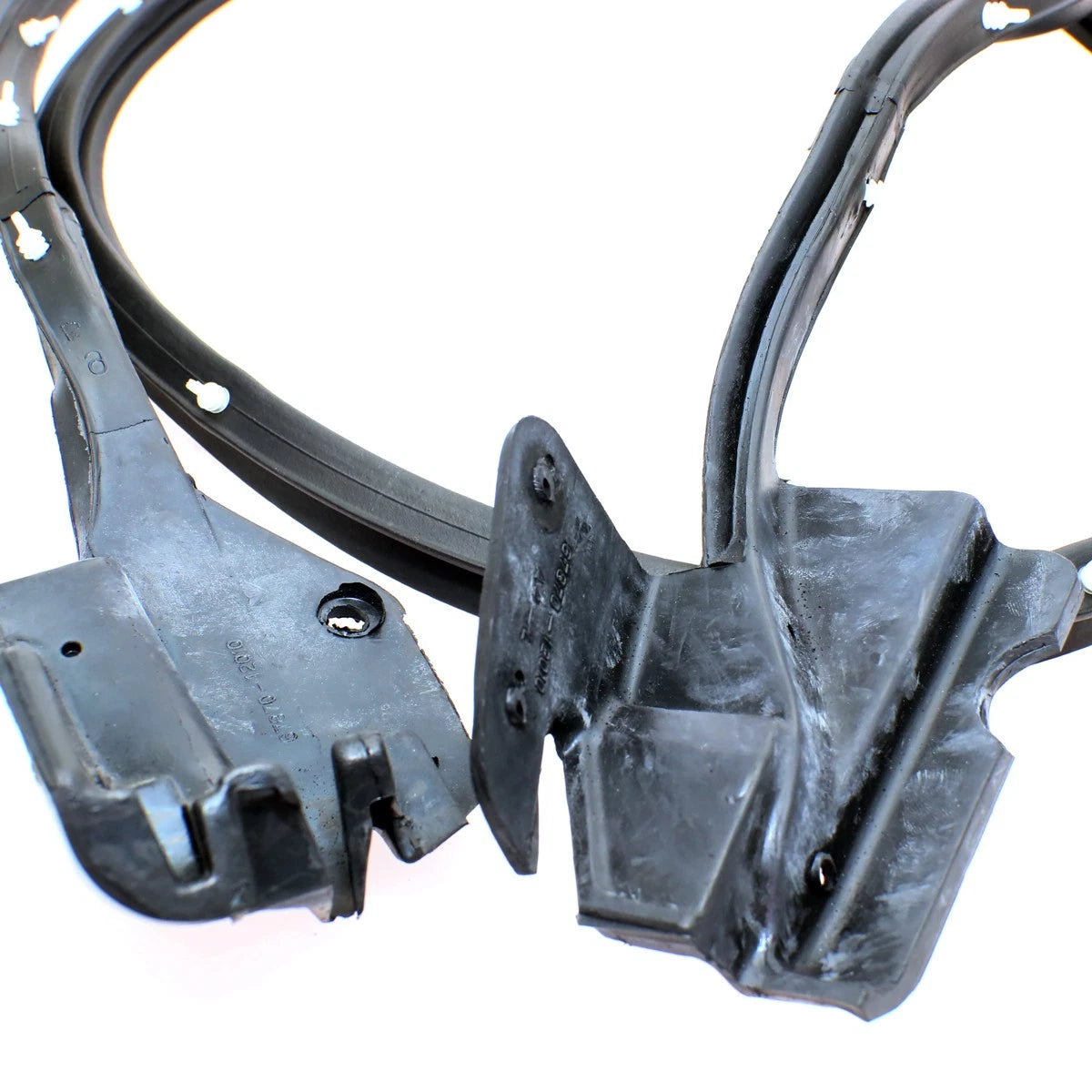 Weatherstrip Pair for Toyota Corolla KE35 KE37 (1974–1980)