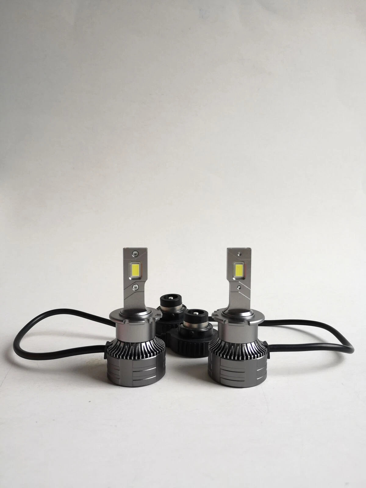 2X LED Headlight Bulbs for D2R D2S (12V 35W 4000LM 6500K)