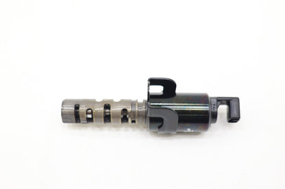 Variable Valve Timing Solenoid for Equus Genesis Borrego (2008–2014)