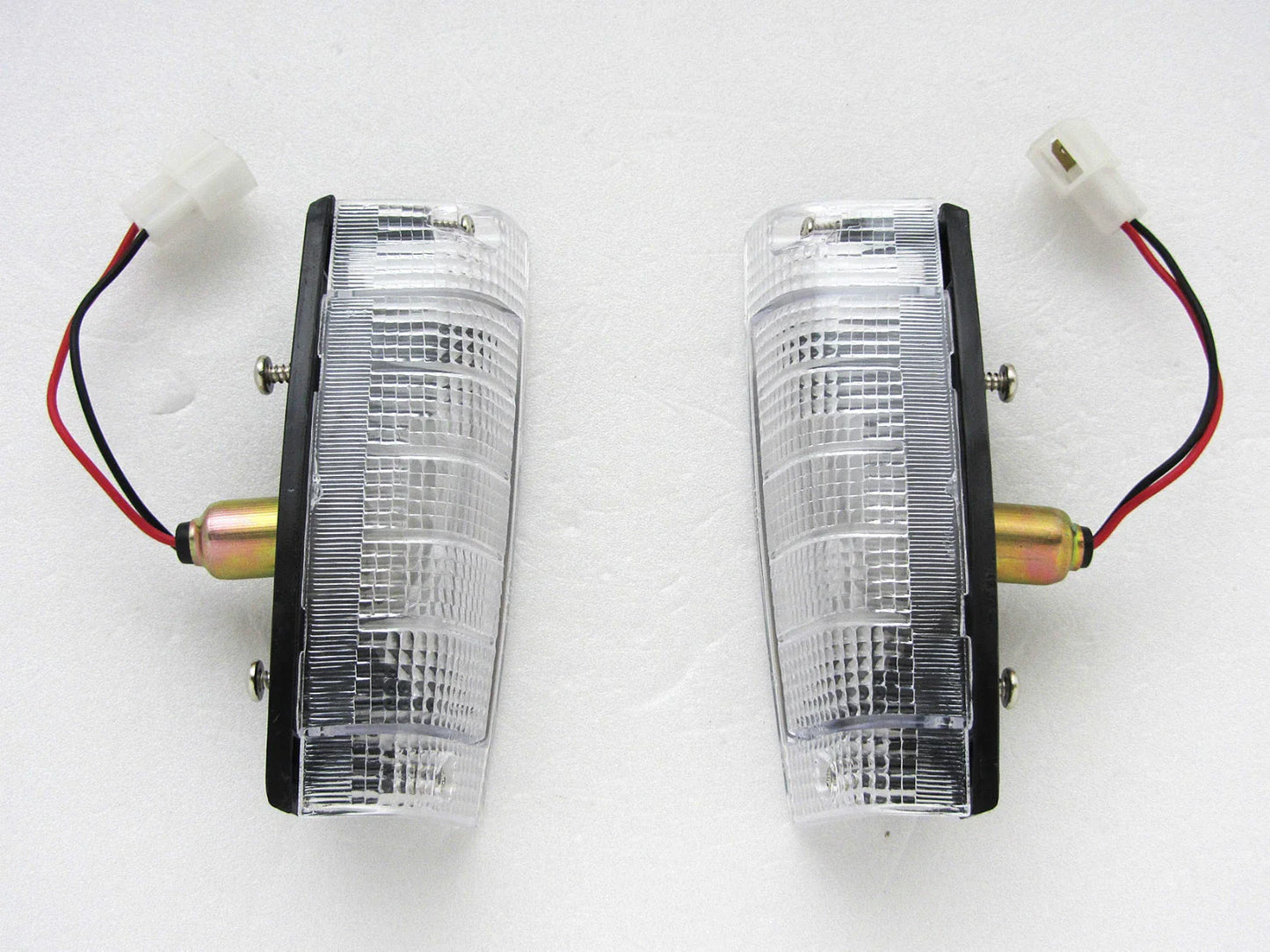 Front Corner Lights for Toyota Corolla E70 KE70 TE71 TE72 KE75 (1979-1982)