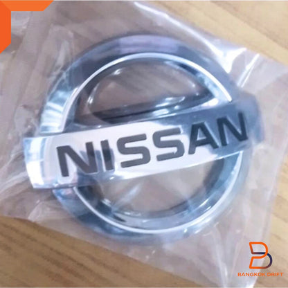 Chrome Emblem Front Grille for Nissan Navara D22 (2001-2014)